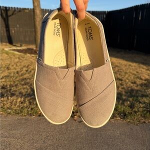 TOMS Men's Slip-On Loafers - Light Brown